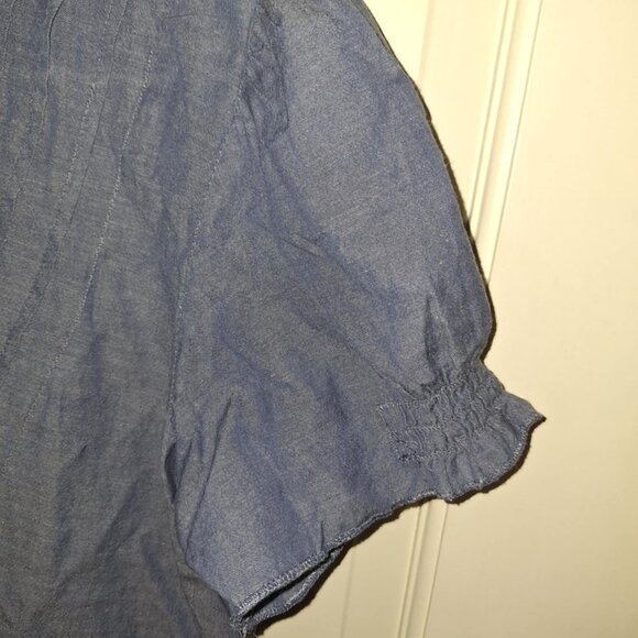 Fun and Flirt Blouse, size Large - Picture 3 of 9